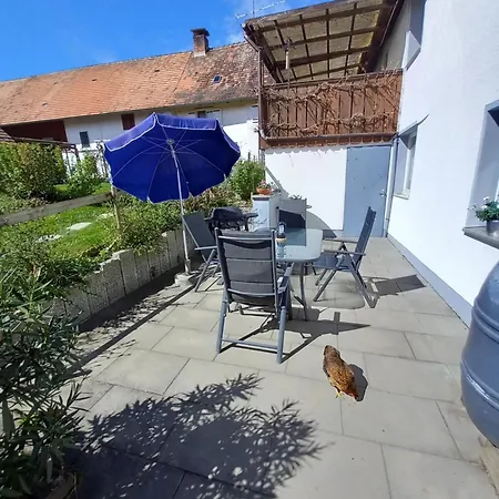 Zum Schienerberg Apartman Öhningen